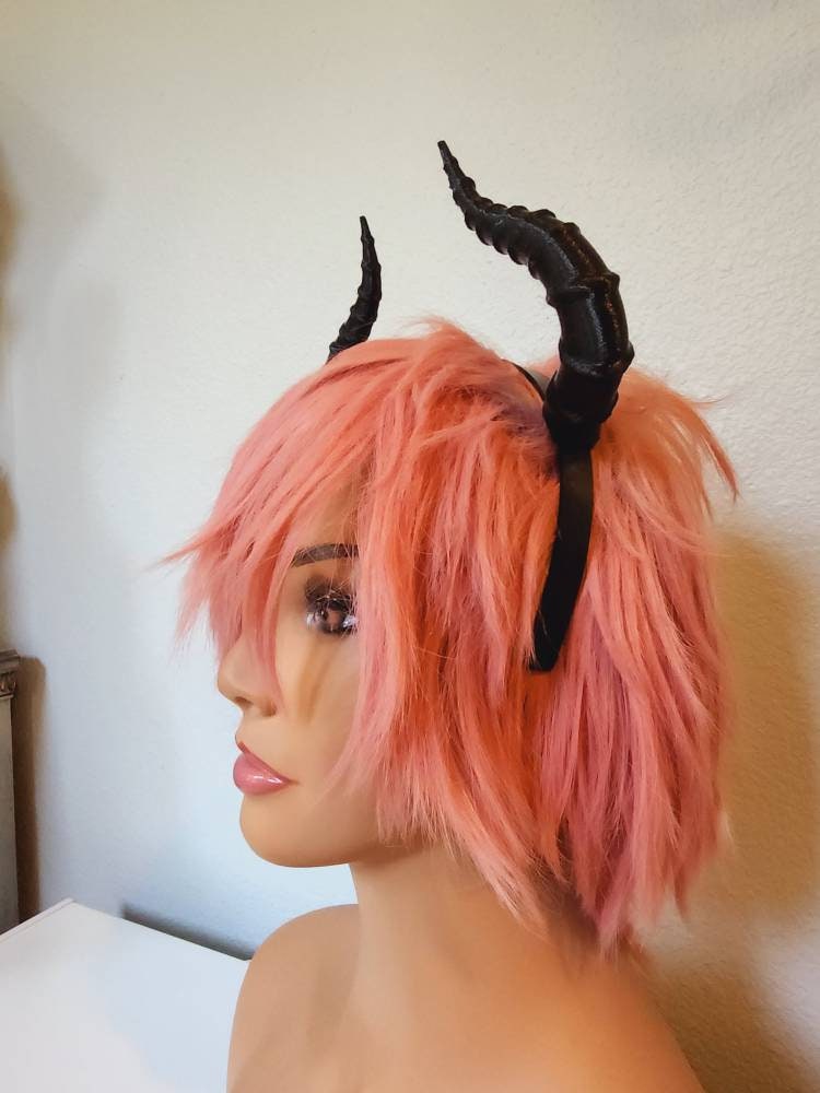 Small Matador-Bull-horns-ribbed-3D printed horned headband comic-con cosplay horns anime character teifling