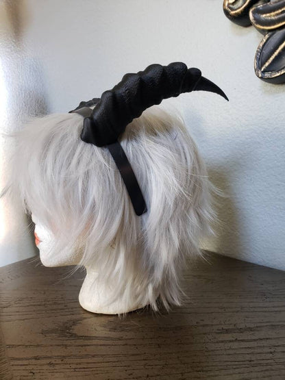 Fantasy Deanerys Dragon inspired 3d printed claw horns on headband Larp  costume addition beast horns  lizzard horns