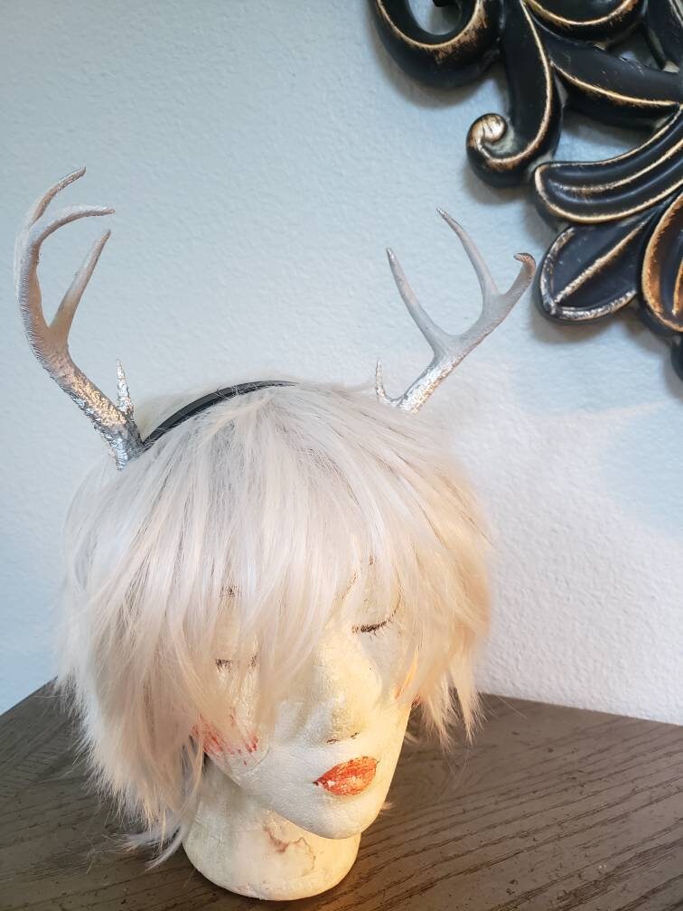 NEW ARRIVAL! Small 6" size  Doe / Deer Antlers  3D Printed (Ultra Light Weight Plastic) silver Reindeer Antlers comic-con fantasy fawn