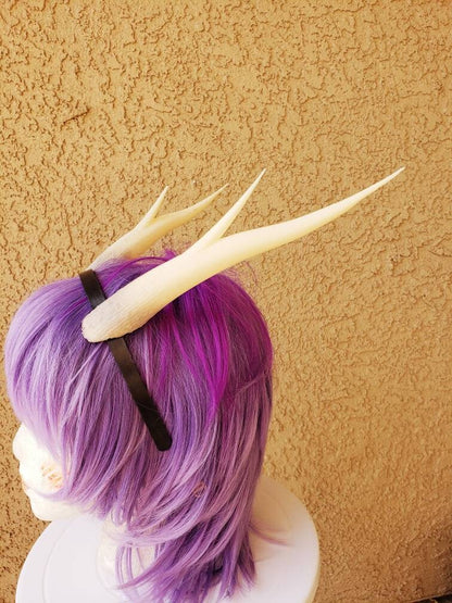 NEW ARRIVAL! Realistic  Doe / Deer Antlers  3D Printed (Ultra Light Weight Plastic) Reindeer Antlers comic-con fantasy fawn two prong