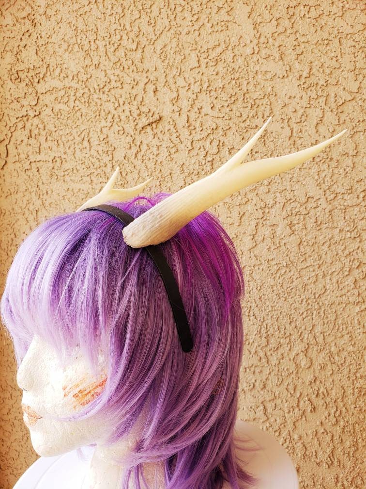NEW ARRIVAL! Realistic  Doe / Deer Antlers  3D Printed (Ultra Light Weight Plastic) Reindeer Antlers comic-con fantasy fawn two prong