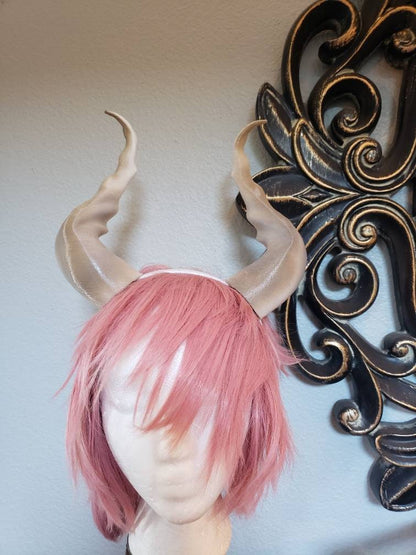 Large Udo Horns 12" Dark Fey 3D Printed (Ultra Light Weight Plastic) Suitable for adults professional cosplay comic-con
