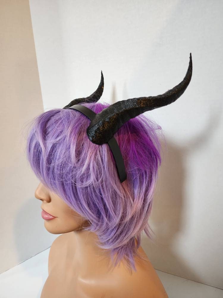 Deanerys Dragon inspired 3d printed antelope style horns on headband DIY costume addition twisted lizzard horns