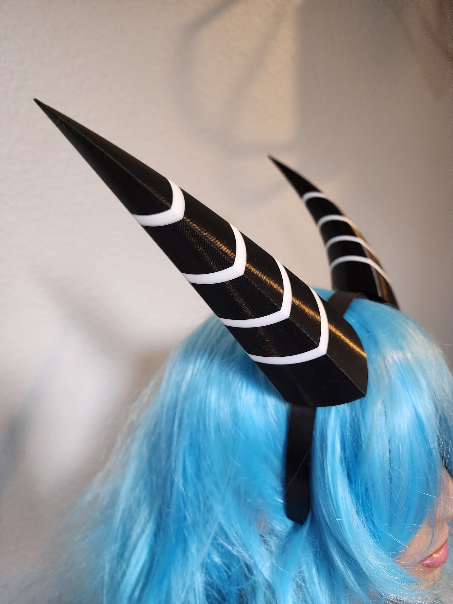 Dragon inspired 3d printed lightweight set horns on headband DIY costume addition dragon ears horned beast set lizard horns paintable set