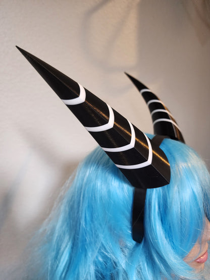 Dragon inspired 3d printed lightweight set horns on headband DIY costume addition dragon ears horned beast set lizard horns paintable set