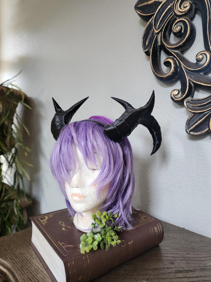 New Arrival: Large barbarian fantasy dragon horns warlord style horns stage prop split goat horns light weight 3D Printed.