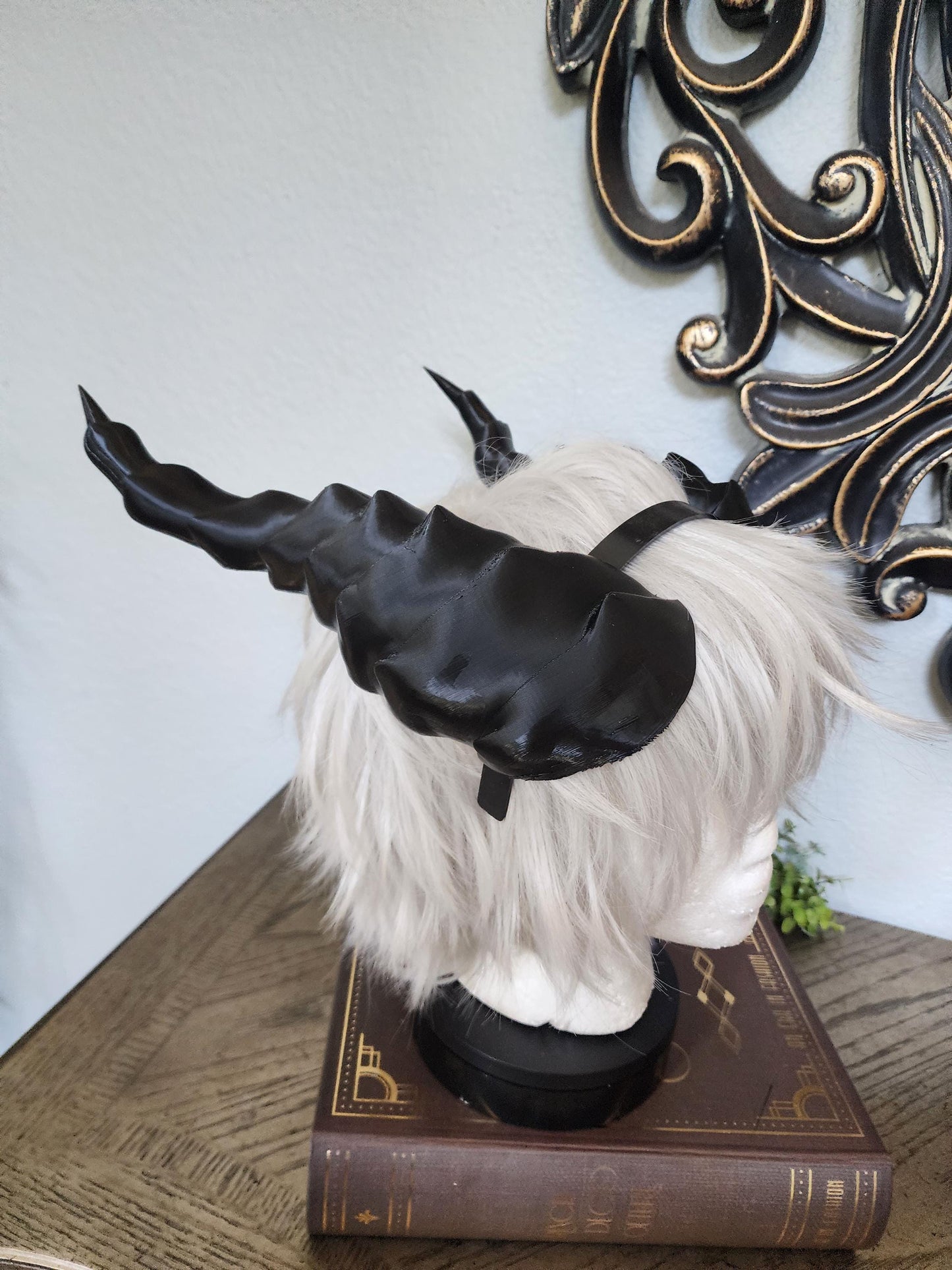 Fantasy Dragon Breath  3d printed horned  headband costume addition  comicon fantasy  lizzard horns, lightweight side swooped horns