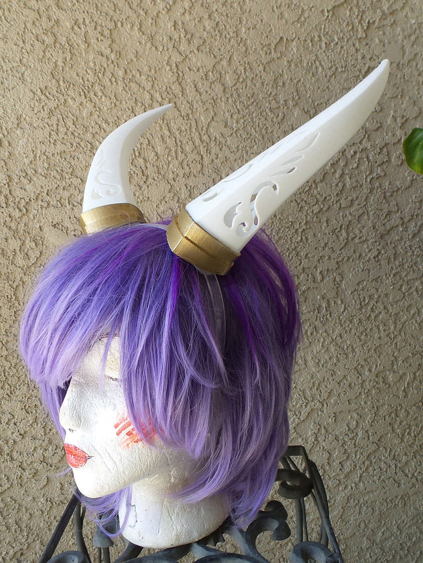 Bridal Dragon inspired 3d printed horns on headband DIY costume addition dragon comicon fantasy  beautiful celtic carnyx  carved horns gold - Mud And Majesty