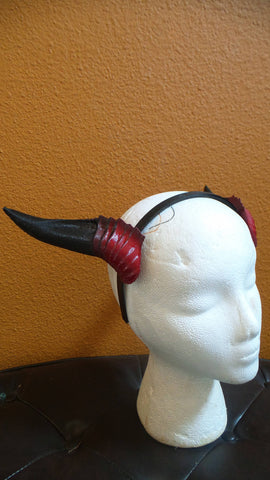 Deanerys Dragon inspired 3d printed Red and black horns on headband DIY costume addition dragon ears  lizzard horns - Mud And Majesty