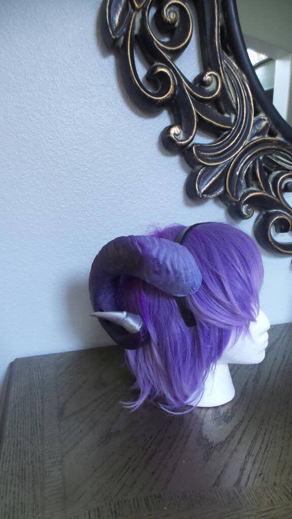Critical Role ram horns Mollymauk Tealeaf inspired horns 3D printed no mold seams - Mud And Majesty