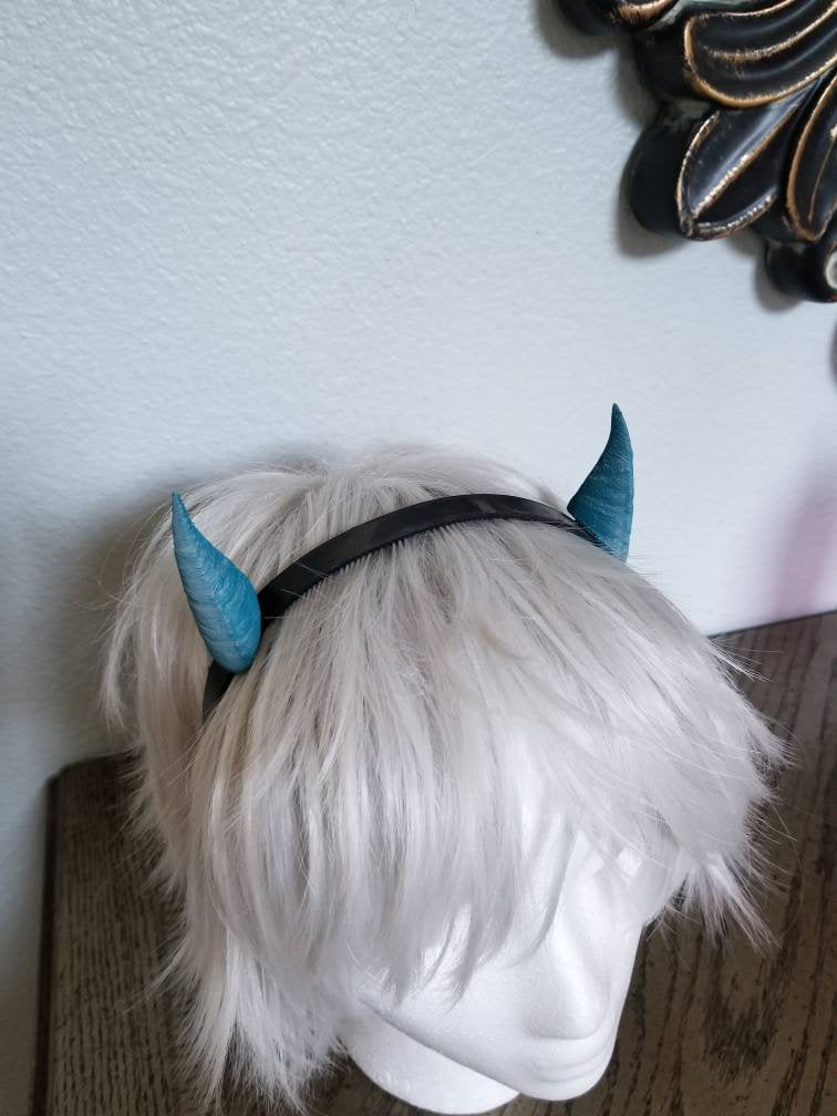 Dragon inspired 3d printed lightweight set horns on headband DIY costume addition dragon ears horned beast set lizzard horns paintable set - Mud And Majesty